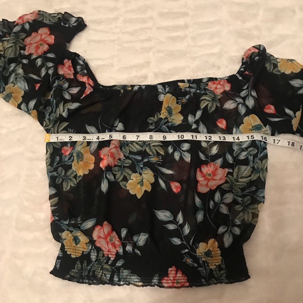 3/$25!!  Love Tree Floral off Shoulder Elastic Waist Crop Top - Picture 3 of 8